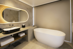 Hotel Bathroom – Crowne Plaza Hobart