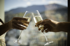 Celebratory Toast – Crowne Plaza Hobart